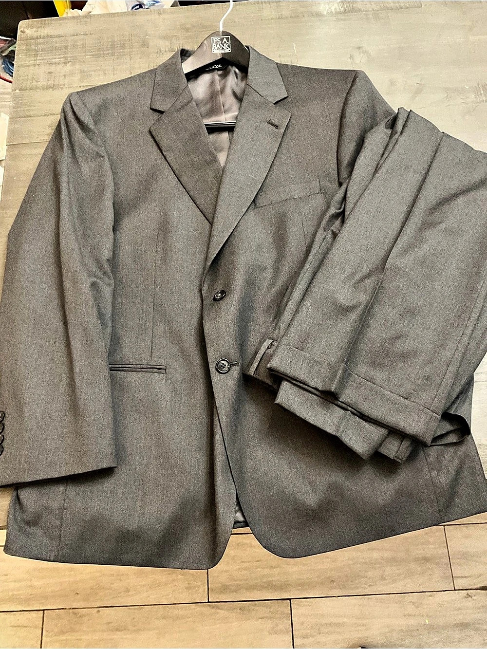 Jos. A. Bank Signature Collection Gray Wool Suit 44 R